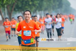 tổ chức giải chạy cự ly 10km