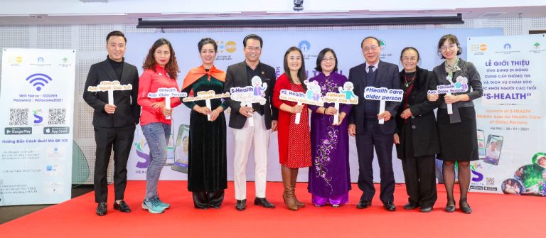 Lễ họp báo ra mắt ứng dụng sức khỏe S-Health