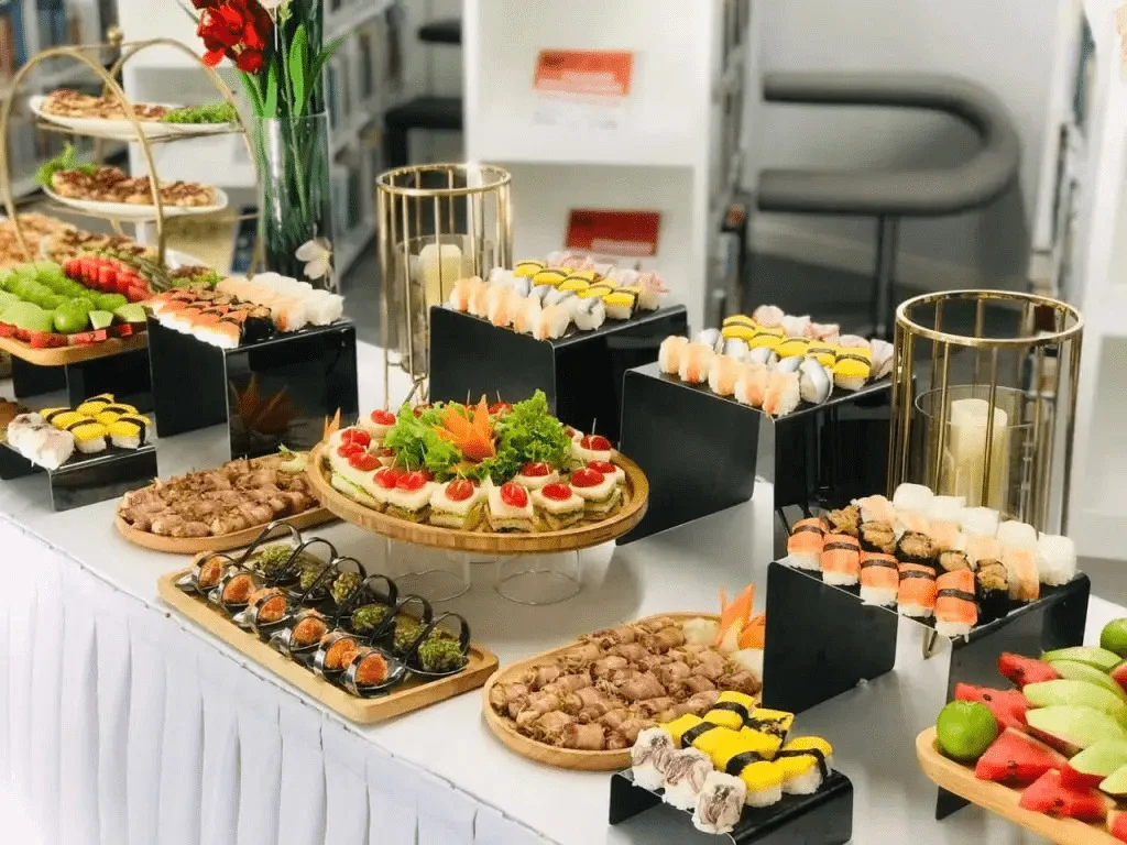 Bữa tiệc Finger food sang trọng tại khách sạn