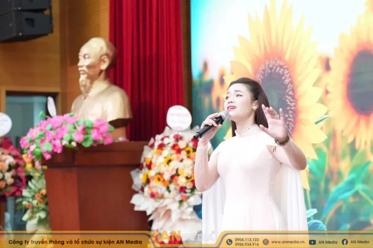 Tạ Trang Nhung –  Nữ ca sĩ ghi dấu tại các sân khấu Quốc tế